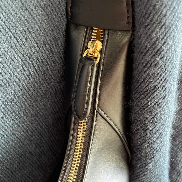 Stella McCartney Linea Logo Hobo Bag - Picture 5 of 13